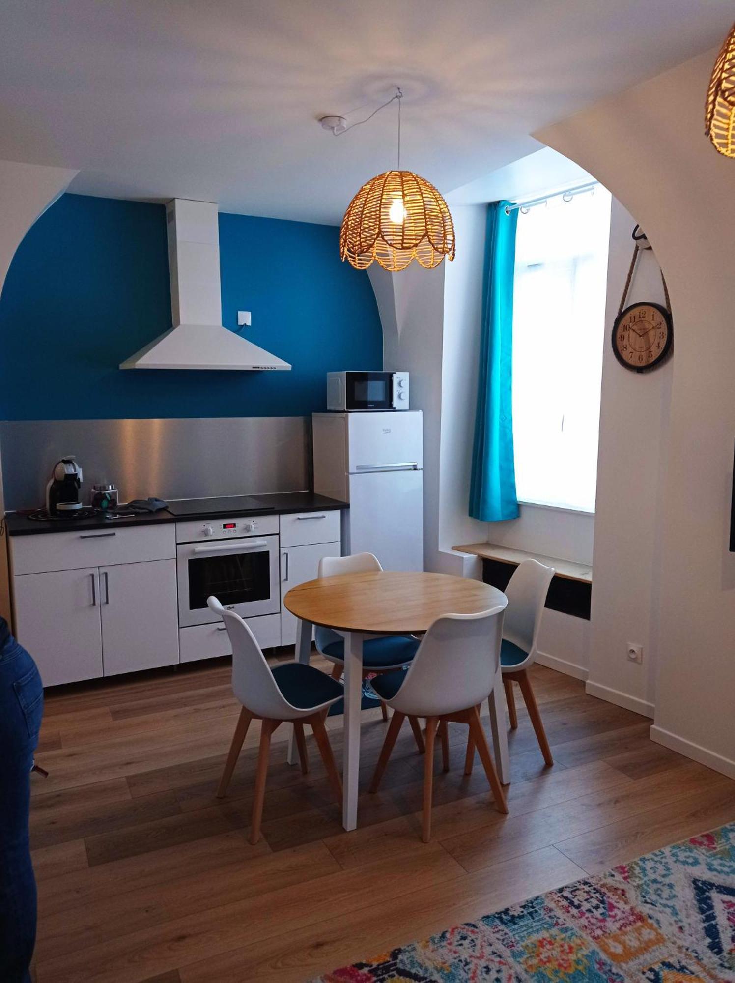 Charmant Appartement, 1 Chambre, En Centre Historique Annonay Exterior photo